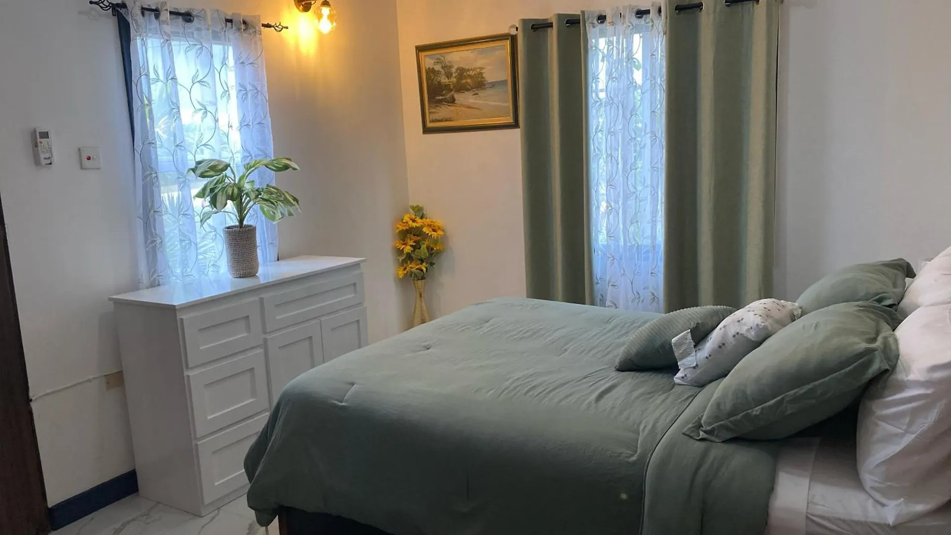 Phoenix Garden Inn Portmore
